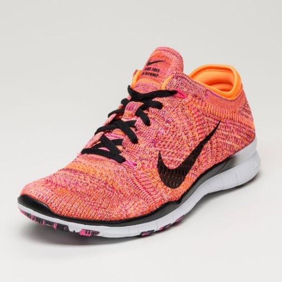 nike women's free tr flyknit running shoe